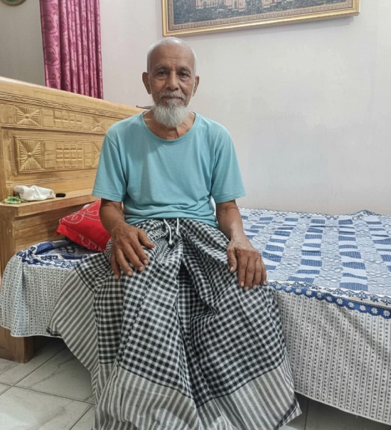 smart pocket and belt lungi for our fothers